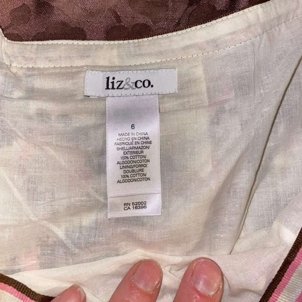 Liz & Co brown, cream and pink floral Skirt. Size 6